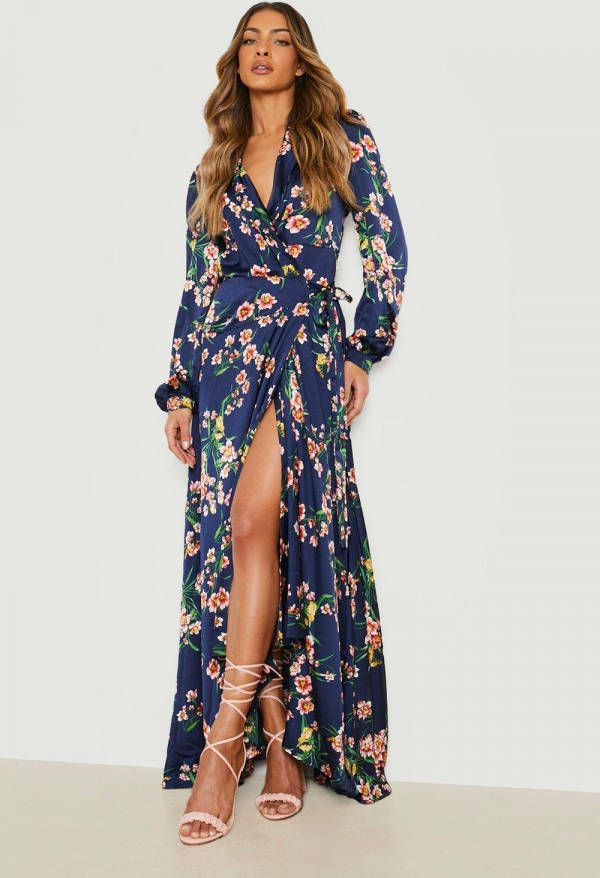 boohoo Bloemen Satijnen Maxi Wikkel Jurk Met Ruches, Navy
