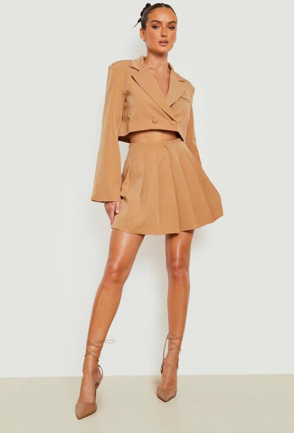 boohoo Geplooide Korte Getailleerde Mini Rok, Camel