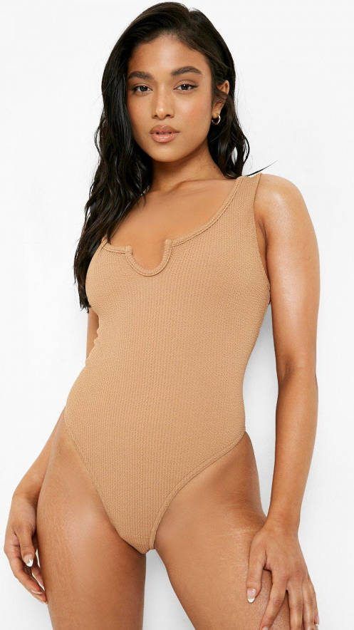 boohoo Petite Gekreukeld Badpak Met Inkeping En Laag Decolleté,, Chocolate