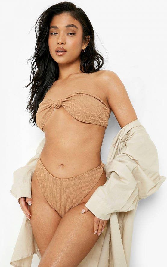 boohoo Petite Gekreukelde Geknoopte Bandeau Bikini Top, Chocolate