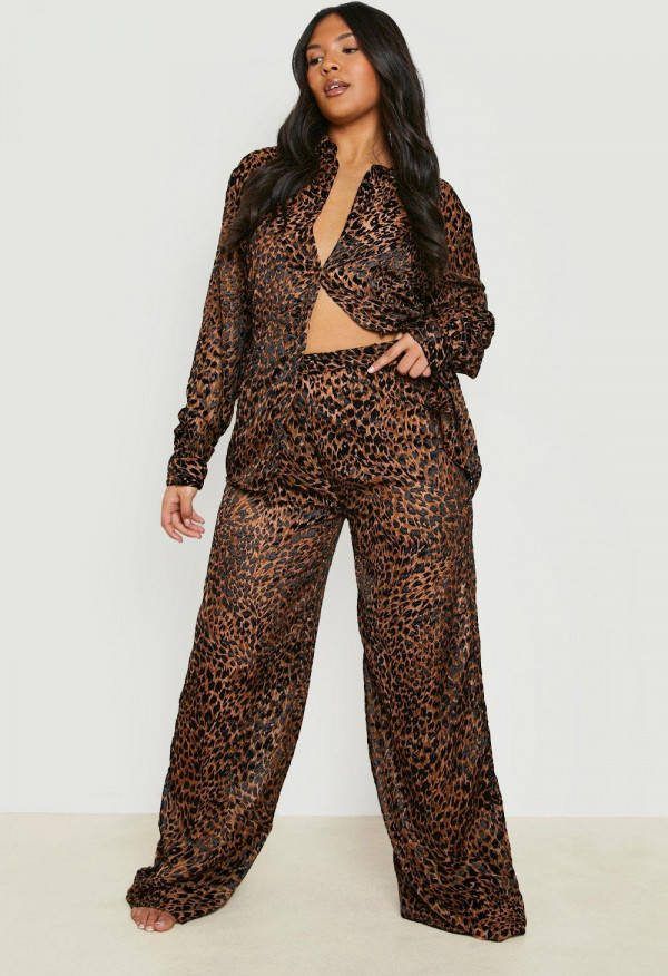boohoo Plus Burnout Luipaardprint Strand Broek, Brown