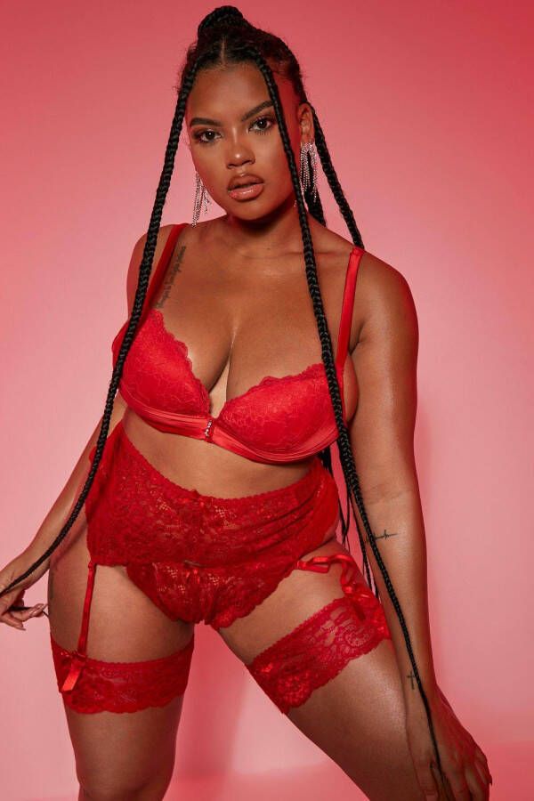 boohoo Plus Jarretels, String En Kousen Set, Red