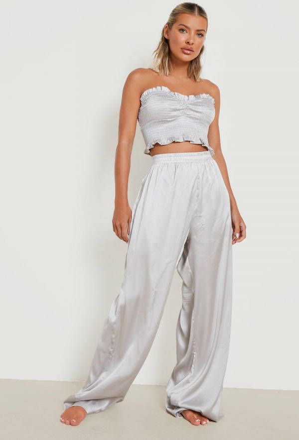 boohoo Strand Set Met Geplooide Satijnen Bandeau Top En Broek, Silver