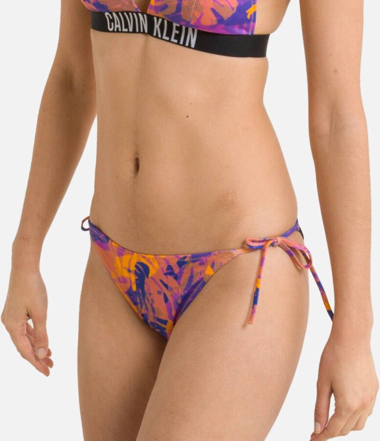 Calvin Klein Swimwear Bikinibroekje Wild leaf in strak brasil model