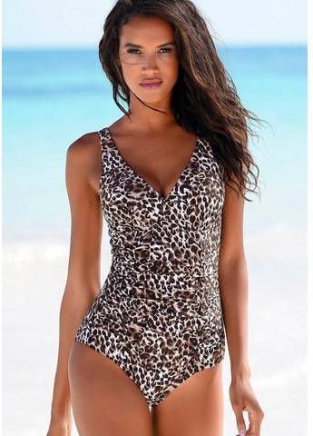 Lascana Badpak met plooi voor en modellerend effect